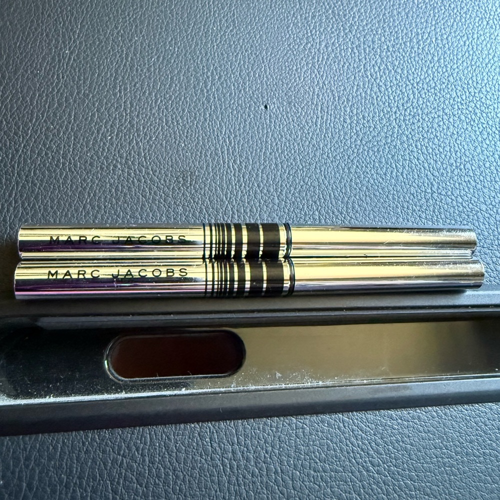 Marc Jacobs black fine liner Set